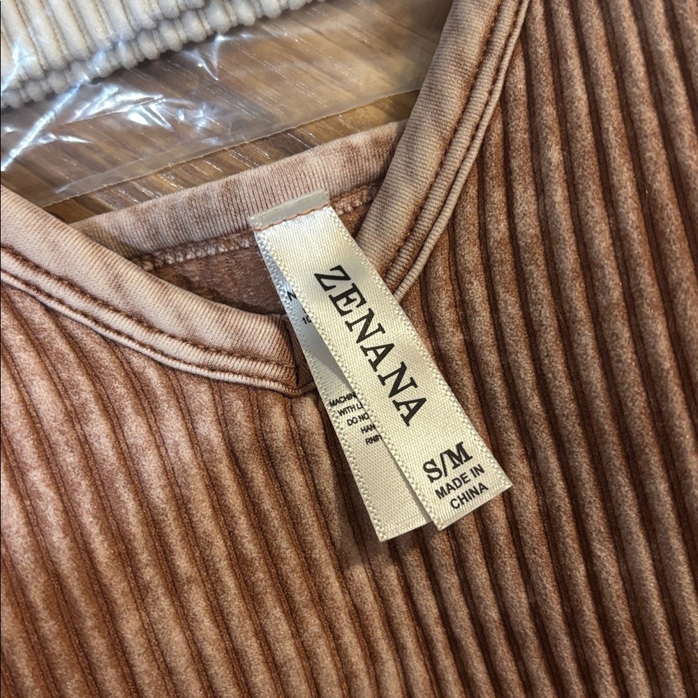 New Padded Stetchy Ribbed Stylish Women's Crop Tops Rust S/M - Picture 2 of 5